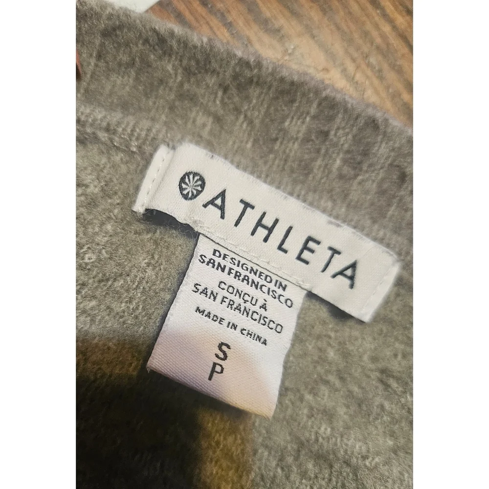 Athleta Hawthorn Textured Merino Wool Blend Crewneck Animal Print Sweater